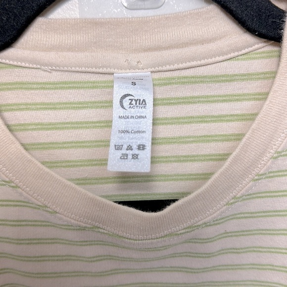 Zyia Kiwi Striped‎ Crewneck Sweatshirt Small - Picture 5 of 7